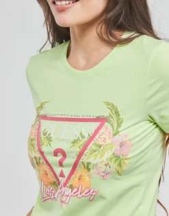 Guess - SS CN TRIANGLE FLOWERS TEE< T-shirts & Polos