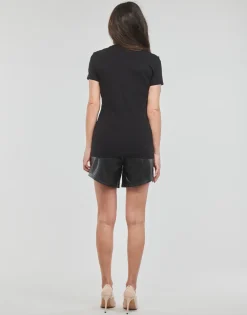 Guess - SS CN TRIANGLE FLOWERS TEE< T-shirts & Polos