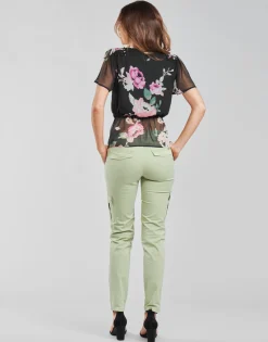 Guess - SS NEREA TOP< Tops / Blouses