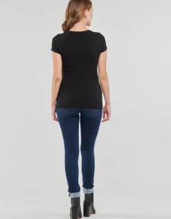 Guess - SS RN SCRIPT TEE< T-shirts & Polos