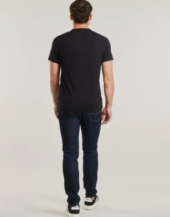 Guess - TRIANGLE TEE< T-shirts & Polos