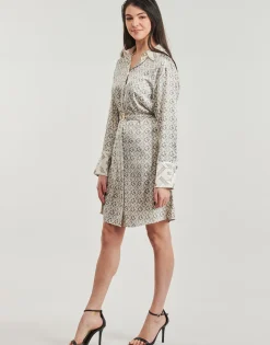 Guess Robes^- VERONICA