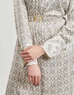 Guess Robes^- VERONICA