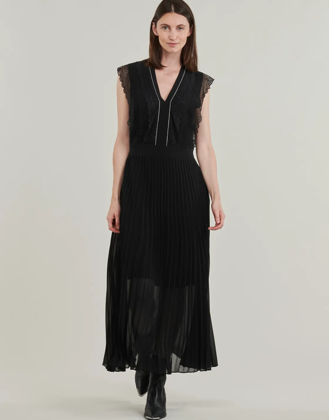 Ikks Robes^- ROB SM LONG DENTELLE