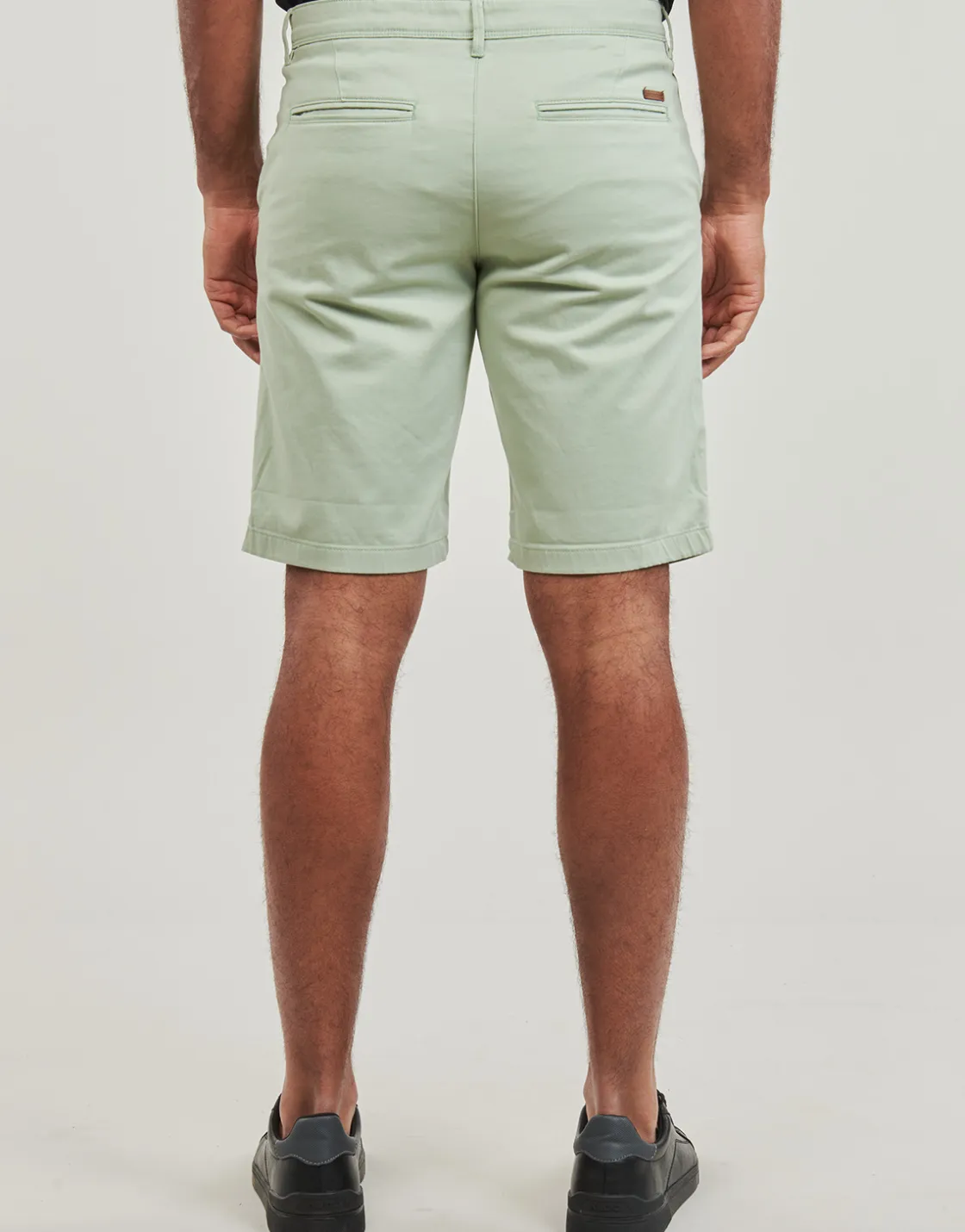 Jack & Jones - JPSTBOWIE JJSHORTS SOLID SN< Shorts & Bermudas