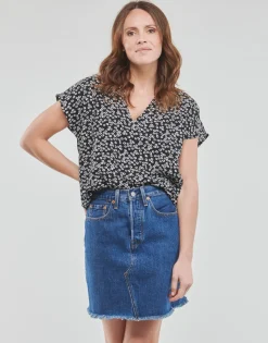 JDY Tops / Blouses^- LION S/S TOP