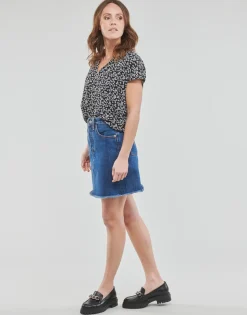JDY Tops / Blouses^- LION S/S TOP