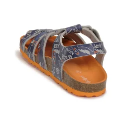 Kickers - SUMMERTAN Marine Outlet