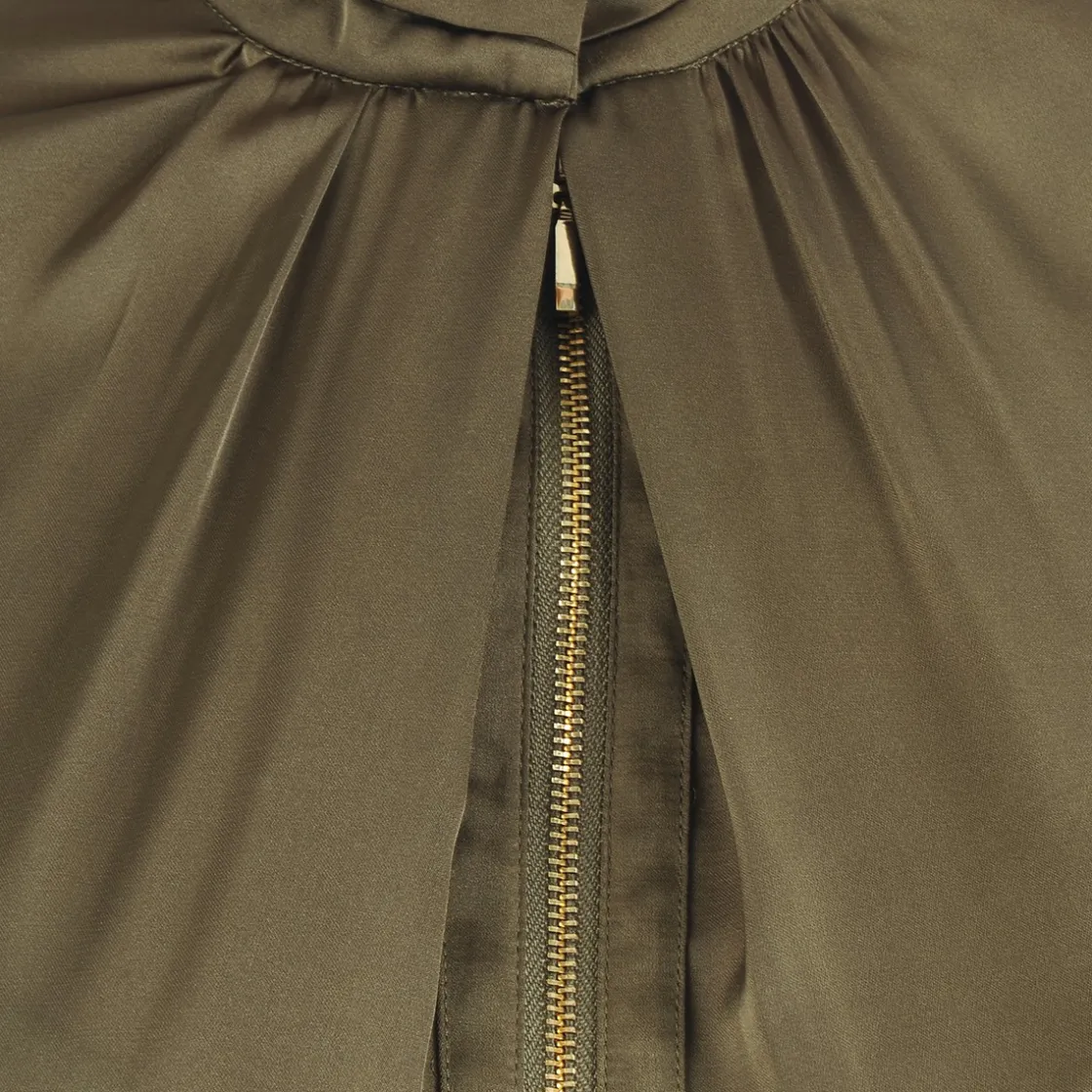 La City - O BLO< Tops / Blouses