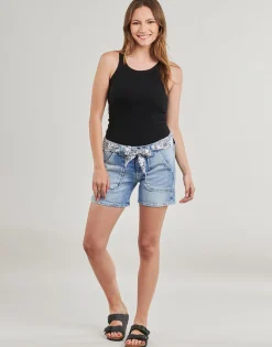 Le Temps des Cerises Shorts & Bermudas^- BLOOM