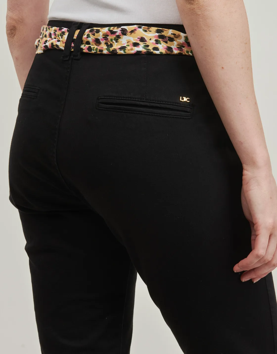 Le Temps des Cerises - DYLI< Pantalons