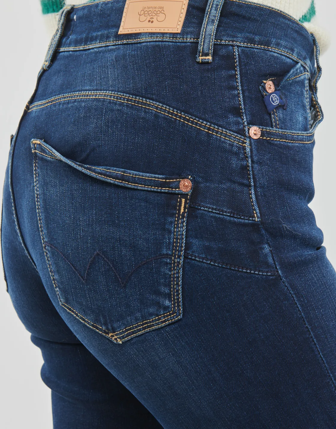 Le Temps des Cerises Jeans^- PULP HIGH FLARE