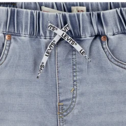 Levi's Shorts & Bermudas^- SKINNY PULL-ON DOBBY SHORT