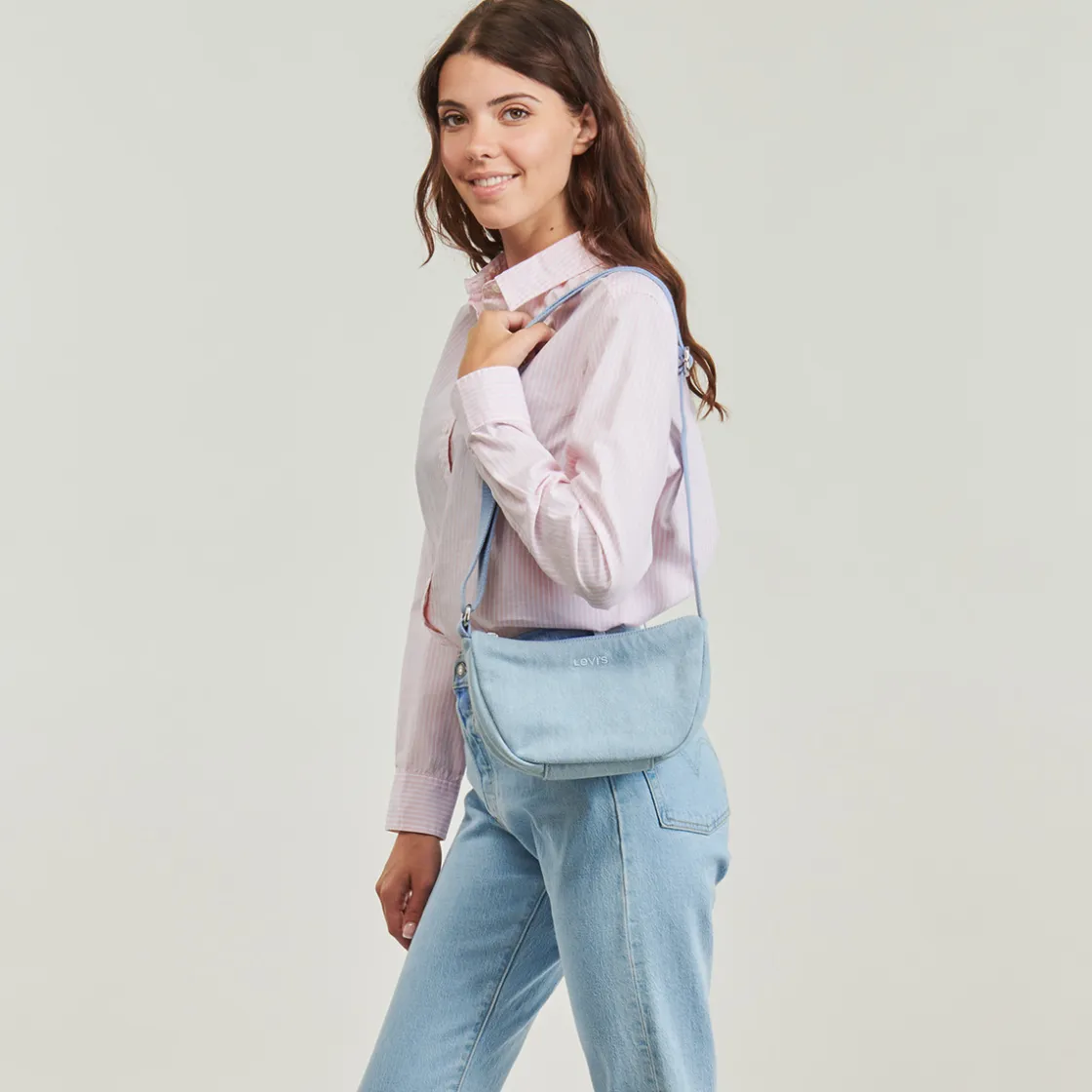 Levi's - WOMEN'S SMALL CROSSBODY BAG OV Bleu Online