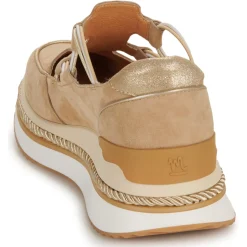 Mam'Zelle - ESTACA Camel Online