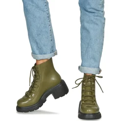 Melissa Bottines / Boots^- COSMO BOOT AD
