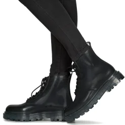 Melissa Bottines / Boots^- MELLISSA COTURNO AD