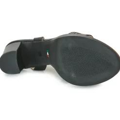 NeroGiardini - E410220D< Sandales Et Nu-pieds