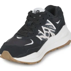 New Balance Baskets Mode^- 5740