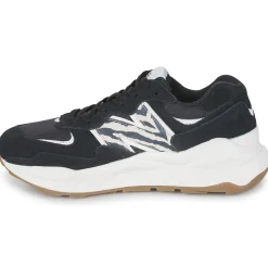 New Balance Baskets Mode^- 5740