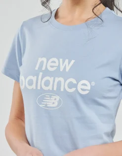 New Balance - ESSENTIALS GRAPHIC ATHLETIC FIT SHORT SLEEVE Bleu Hot
