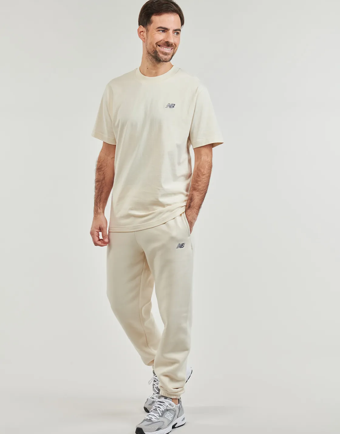New Balance - FLEECE JOGGER< Joggings & Survêtements