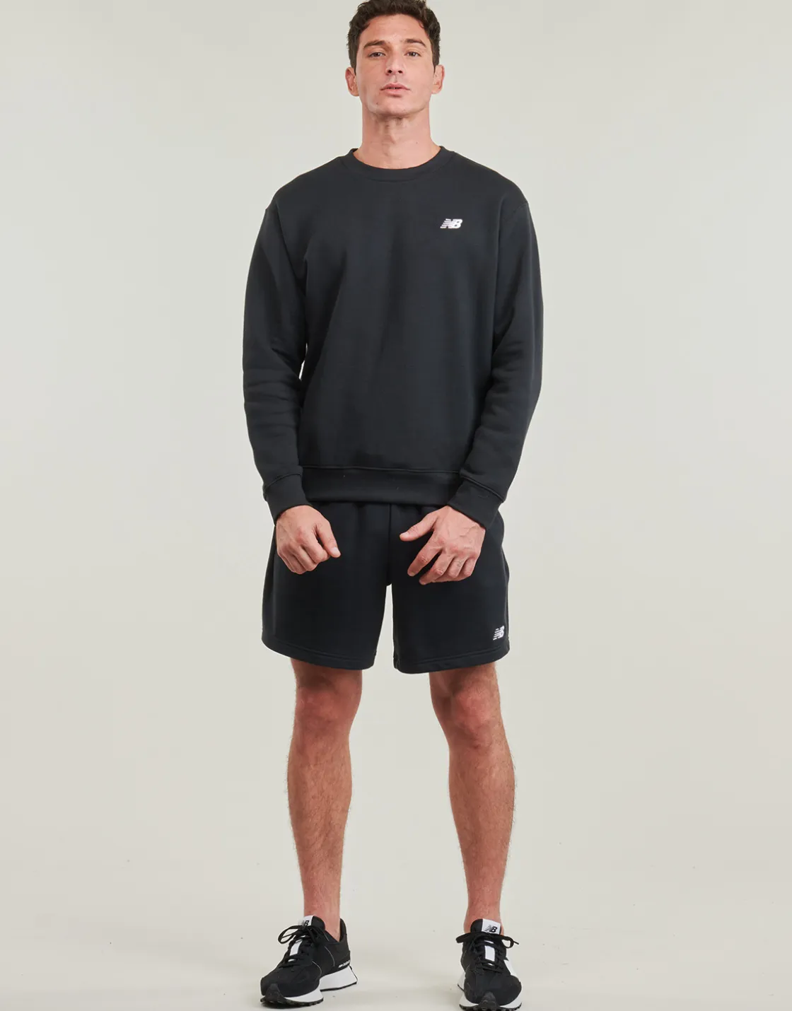 New Balance - FRENCH TERRY SHORT< Shorts & Bermudas