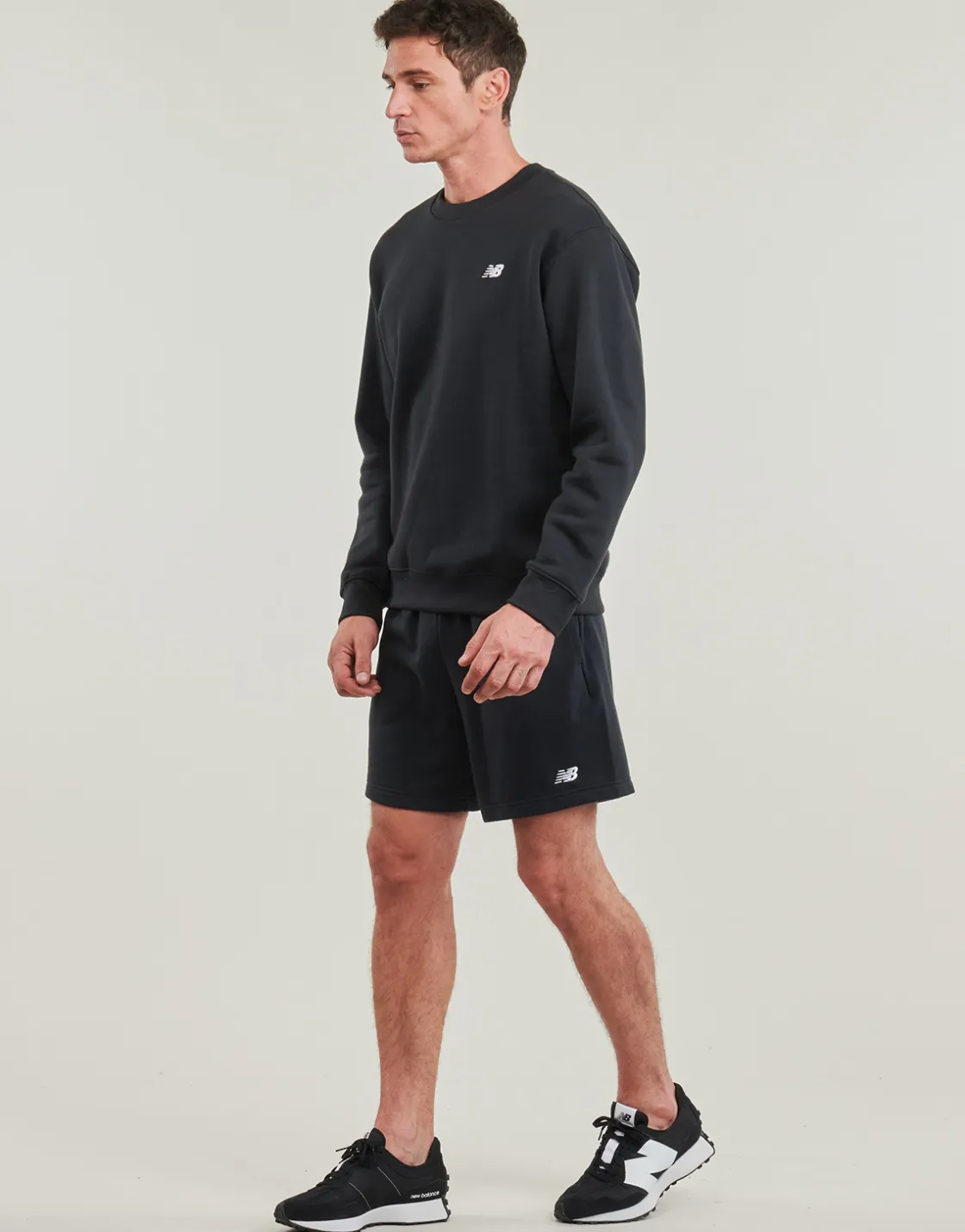 New Balance - FRENCH TERRY SHORT< Shorts & Bermudas