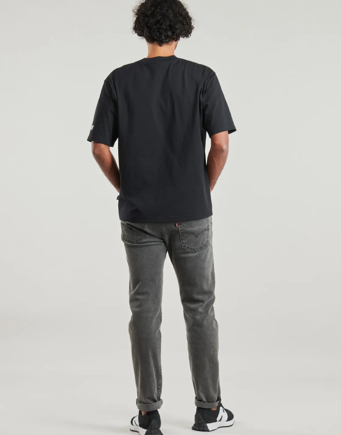 New Balance - GRAPHIC JERSEY TEE Noir Outlet