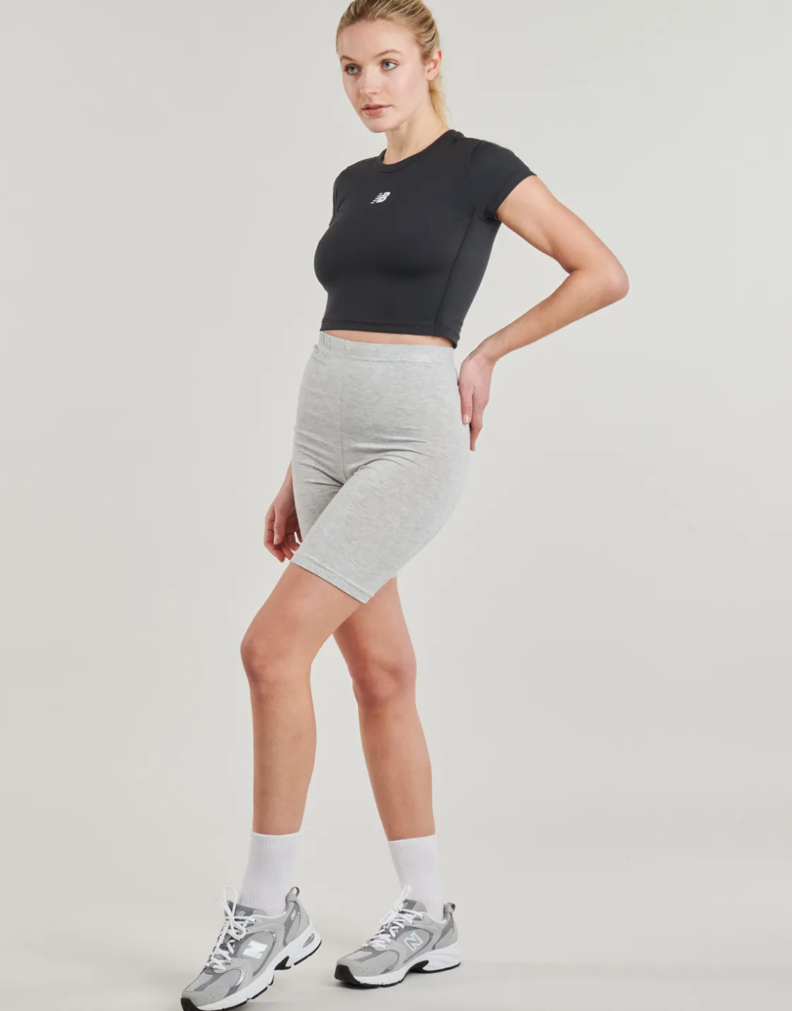 New Balance - NB Harmony Fitted T-Shirt< T-shirts & Polos