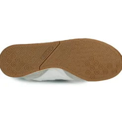 New Balance Baskets Mode^- RC42