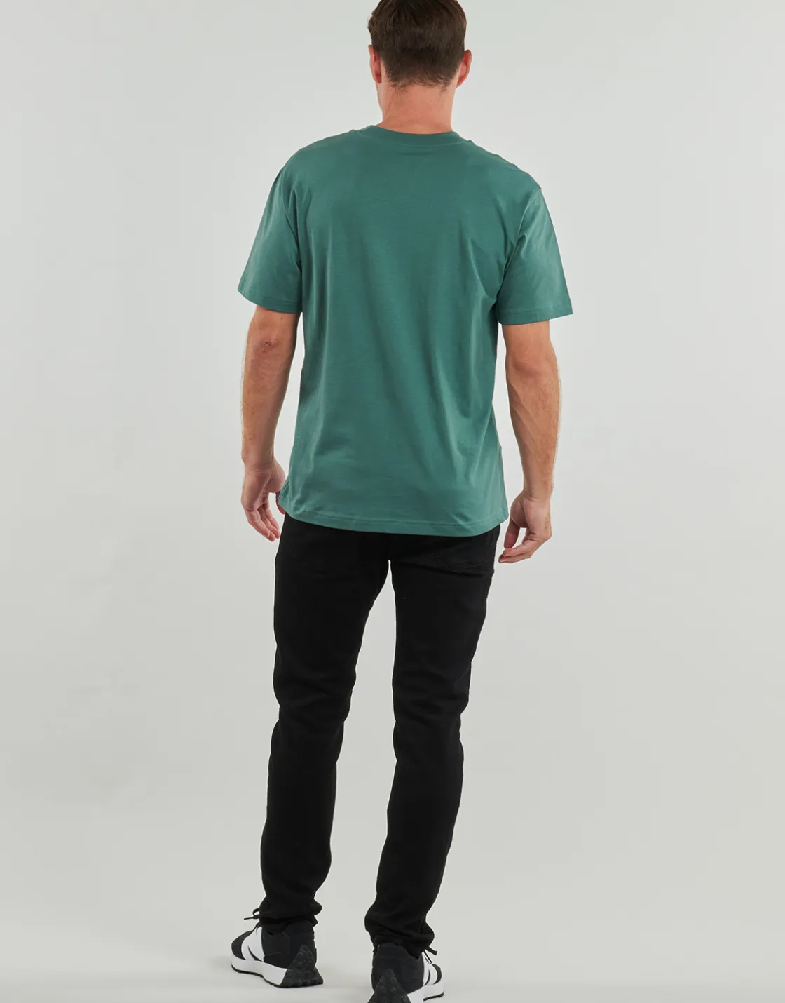 New Balance T-shirts & Polos^- SMALL LOGO JERSEY TEE