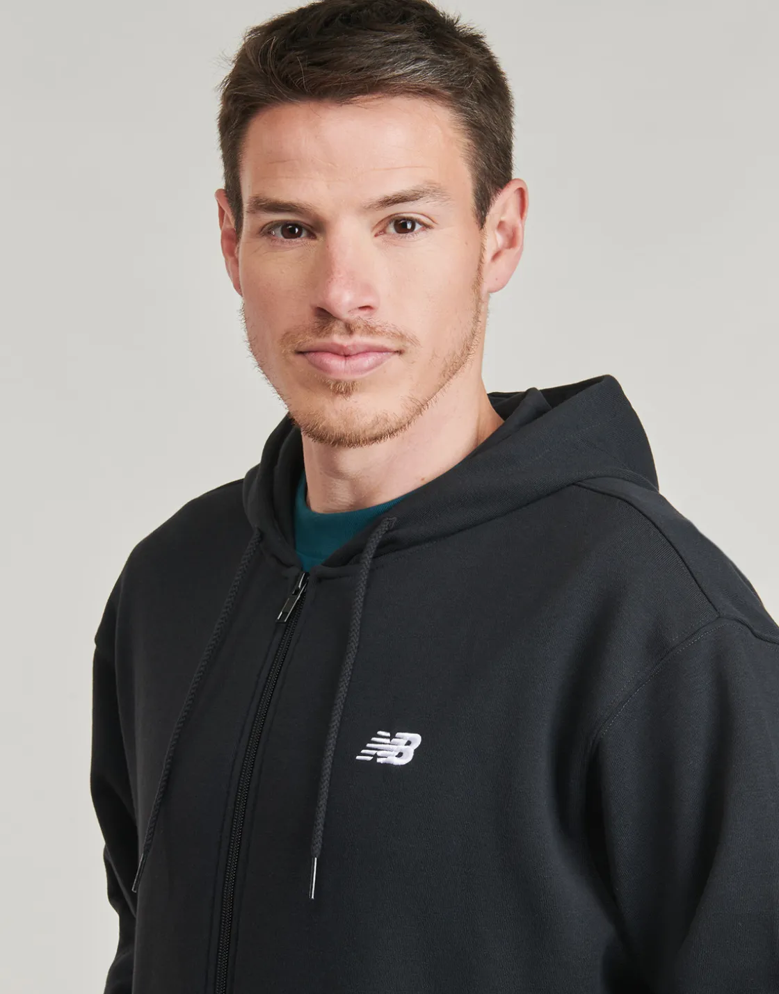 New Balance - Sport Essentials Logo French Terry Full Zip< Sweats & Polaires