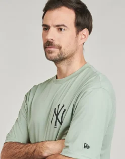 New-Era T-shirts & Polos^- LEAGUE ESSENTIALS TEE NEW YORK YANKKEES