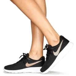 Nike - WMNS TANJUN