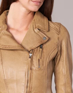 Oakwood Vestes^- CAMERA