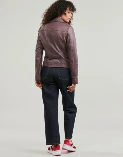 Oakwood Vestes^- CLIPS