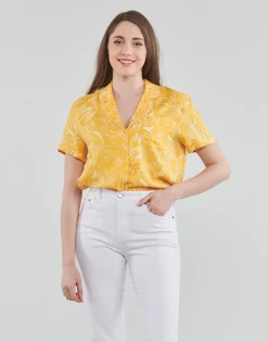 One Step - CELESTE< Tops / Blouses