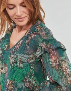 One Step Robes^- RILEY