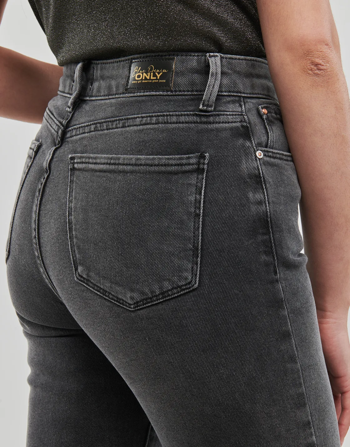 Only Jeans^- ONLEMILY STRETCH HW ST AK DNM CRO614
