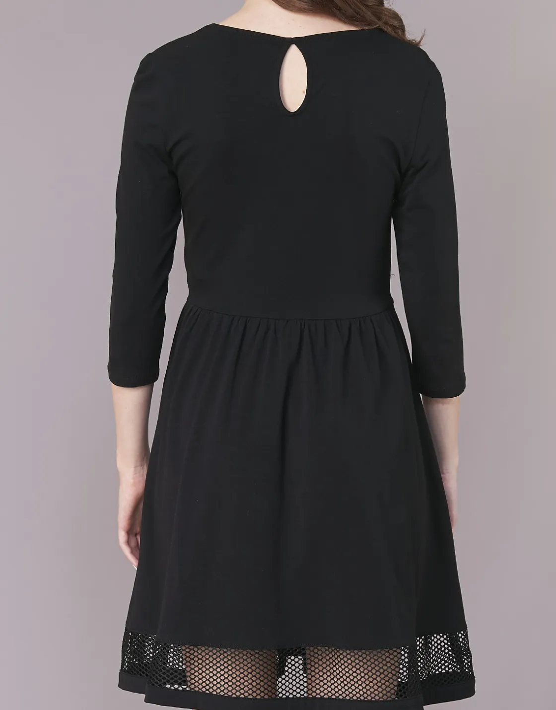 Only - XENA< Robes