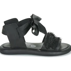 Papucei Sandales Et Nu-pieds^- CRUELA