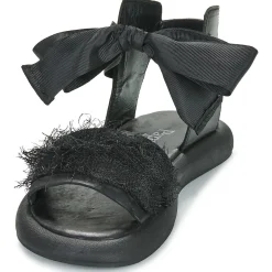 Papucei Sandales Et Nu-pieds^- CRUELA