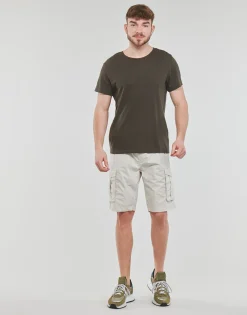 Petrol Industries - SHORTS CARGO 500< Shorts & Bermudas