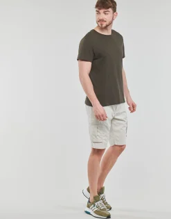 Petrol Industries - SHORTS CARGO 500< Shorts & Bermudas