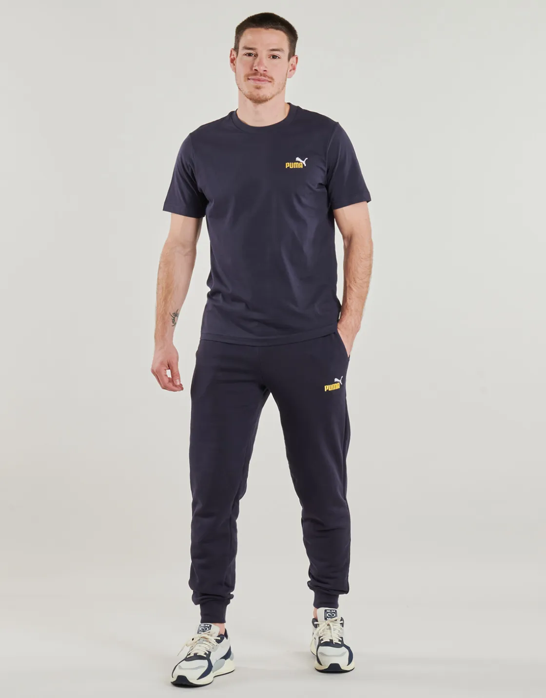 Puma - ESS 2 COLOR LOGO SWEATPANTS< Joggings & Survêtements