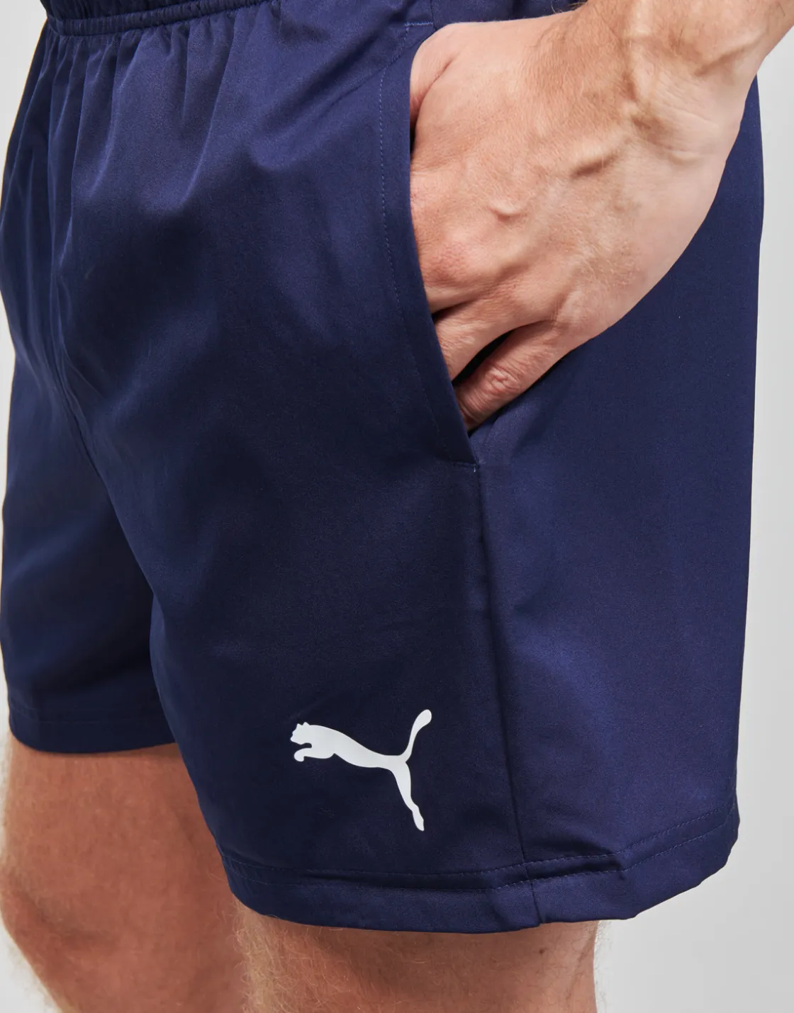 Puma - ESS ACTIVE WOVEN SHORT< Shorts & Bermudas