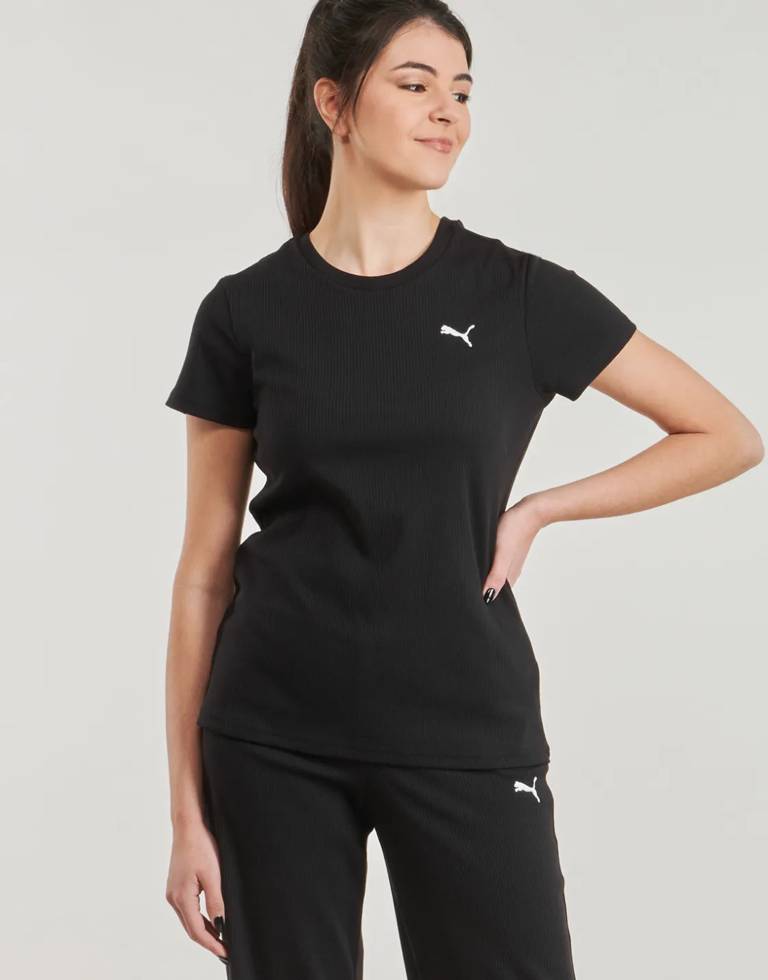 Puma - ESS ELEVATED RIB TEE< T-shirts & Polos