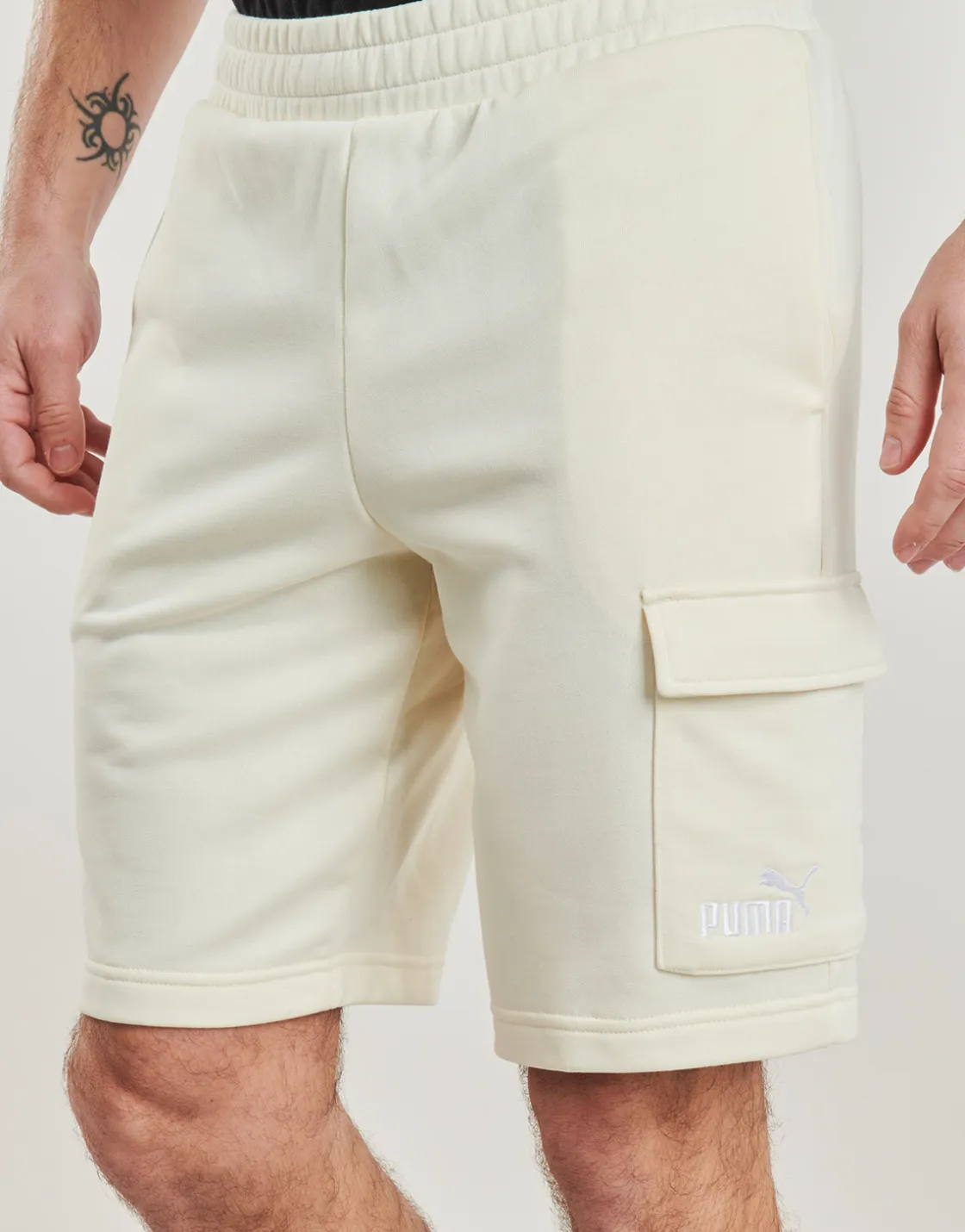 Puma - ESS LOGO CARGO SHORTS< Shorts & Bermudas
