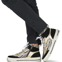 Regard - IZON< Baskets Mode